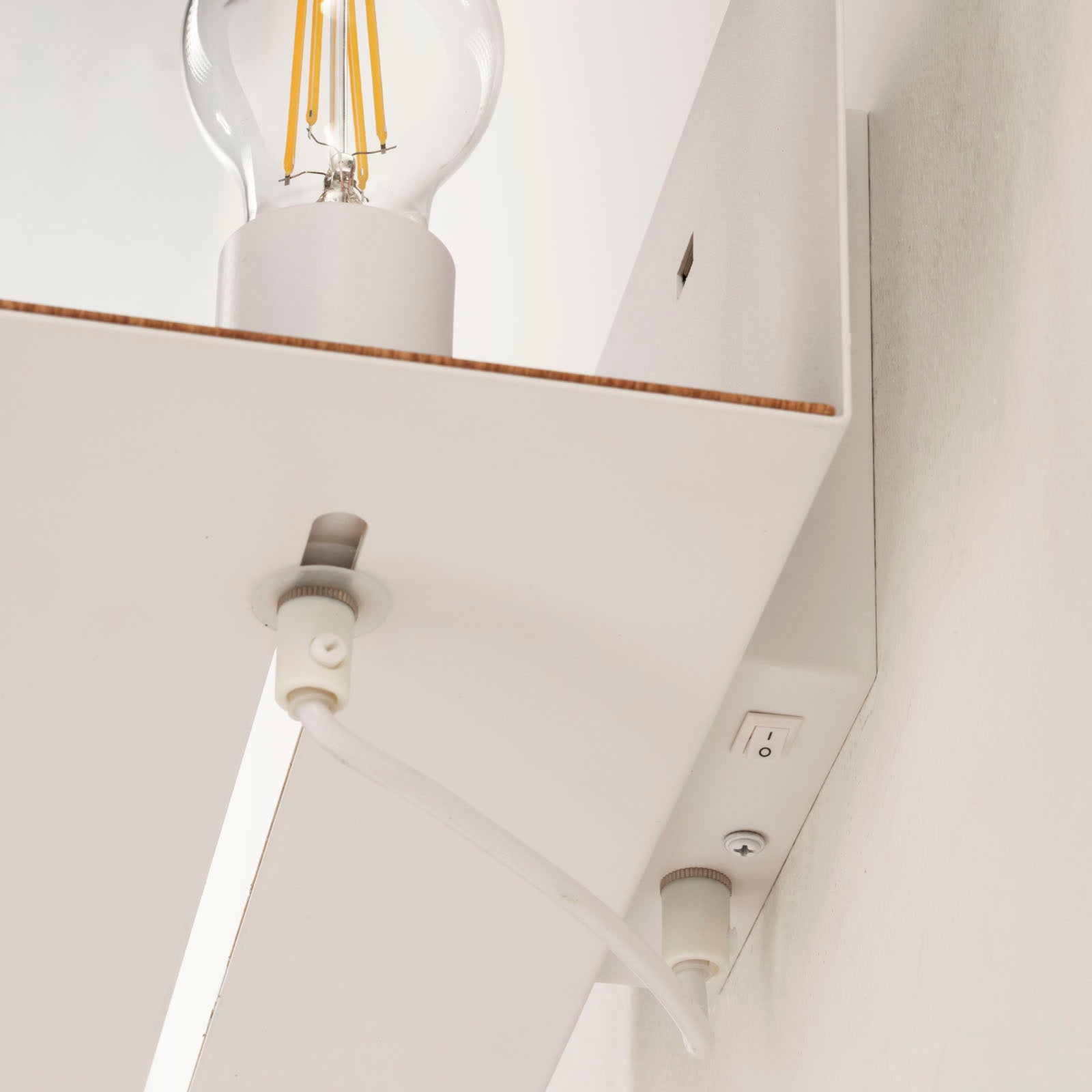 Applique con usb IVORY