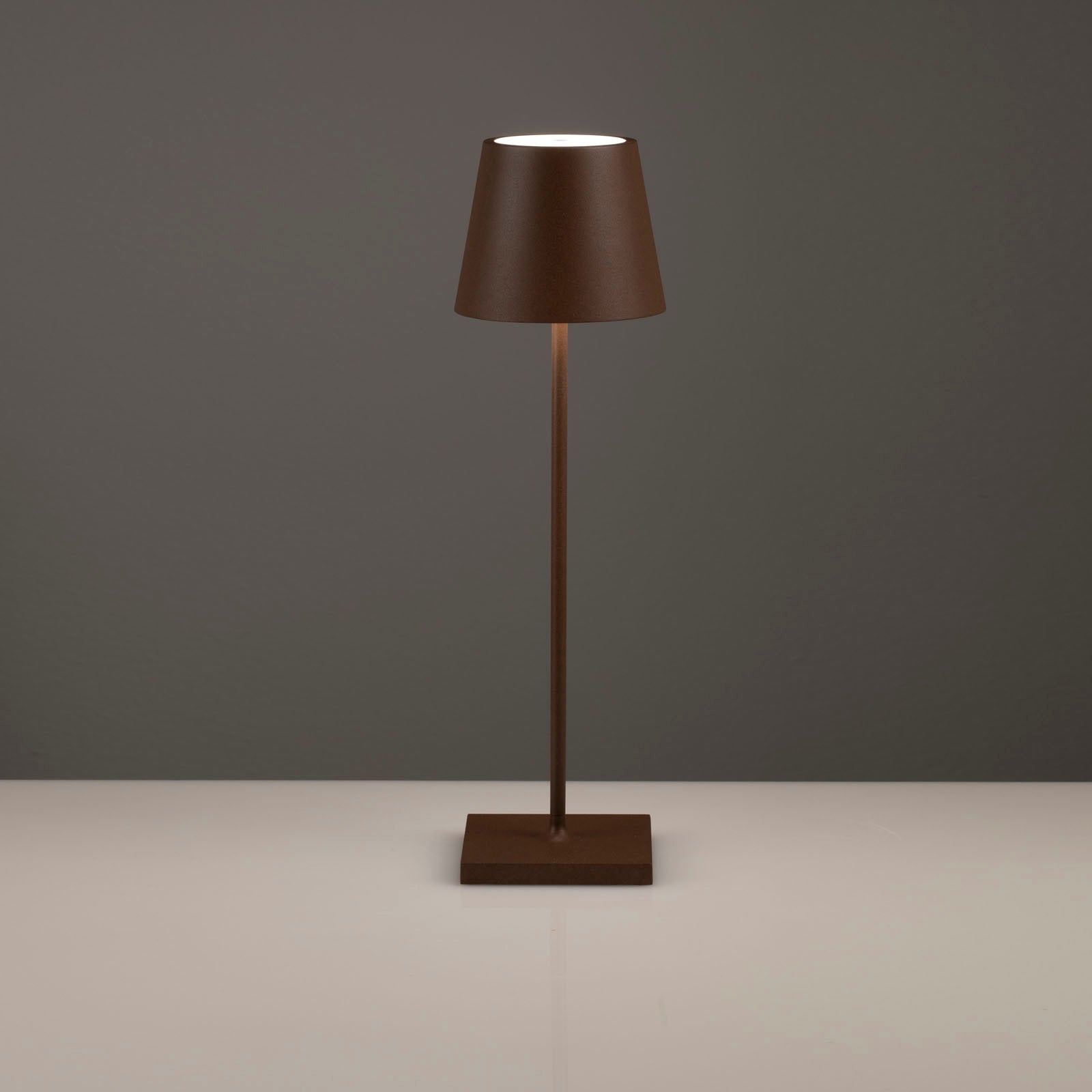 Lampada da tavolo ricaricabile OSCAR